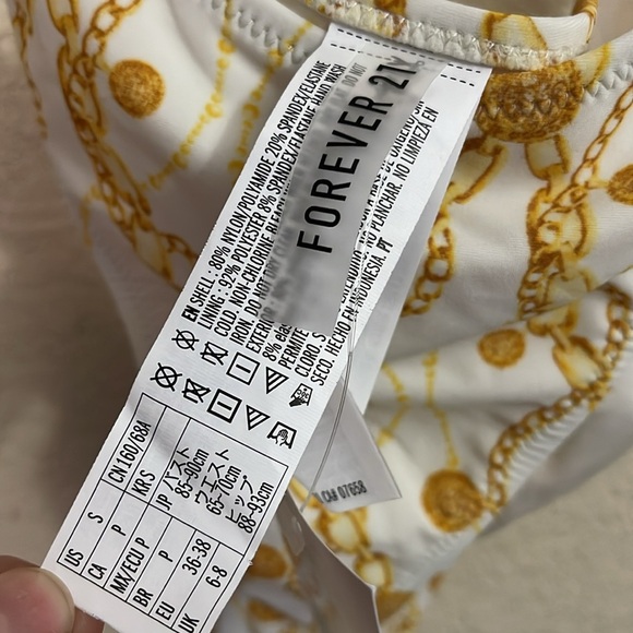 Forever 21 White & Yellow Chain Print Cutout One Piece Swimsuit Size Small - Picture 5 of 6